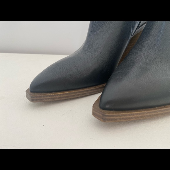 New in Box Vince Camuto Gradina Ankle Boots 9 - Picture 7 of 10